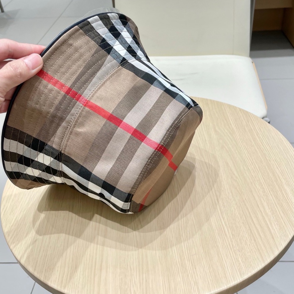 Burberry Checkered Bucket Hat - Tan, Black, White, Red - Picture 5 of 5